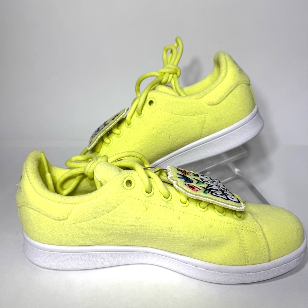 Adidas Stan Smith Originals 7 Always Original Design. New w/o Box. Yellow. Rare